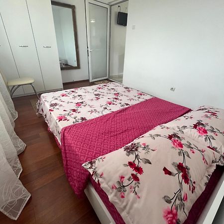 Râmnicu Vâlcea Concept Home Valcea מראה חיצוני תמונה