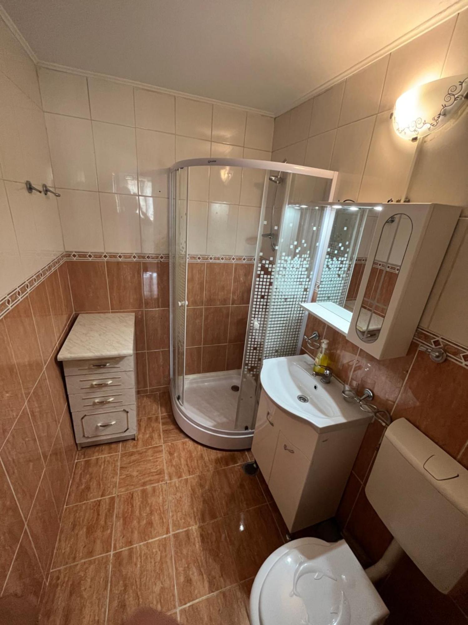 Râmnicu Vâlcea Concept Home Valcea מראה חיצוני תמונה